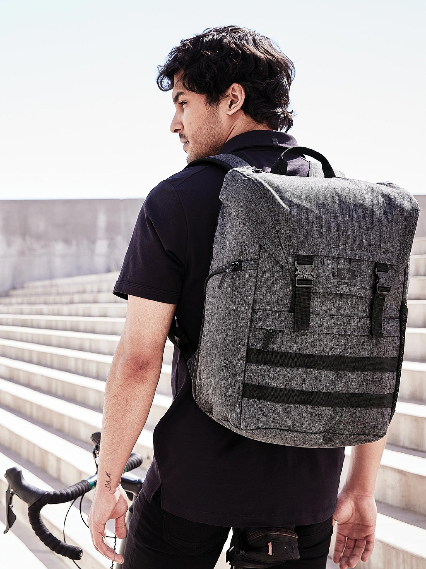 NC409. OGIO® Command Pack