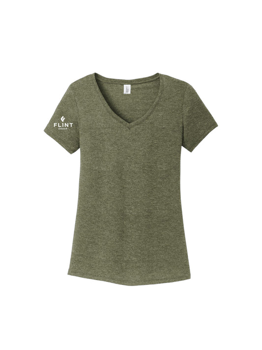 RR46-116. District Women's Perfect Tri V-Neck Tee