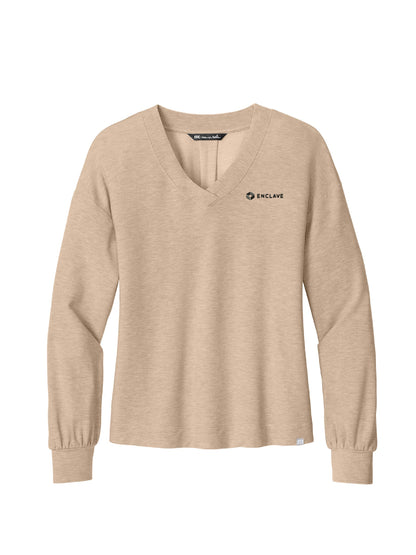 EC212. TravisMathew Women’s Long Weekend V-Neck