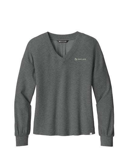 EC212. TravisMathew Women’s Long Weekend V-Neck