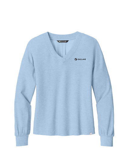 EC212. TravisMathew Women’s Long Weekend V-Neck