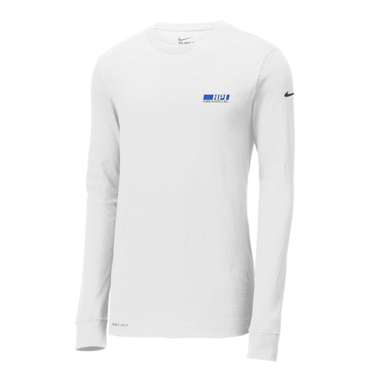 HPI205. Nike Dri-Fit Long Sleeve Tee
