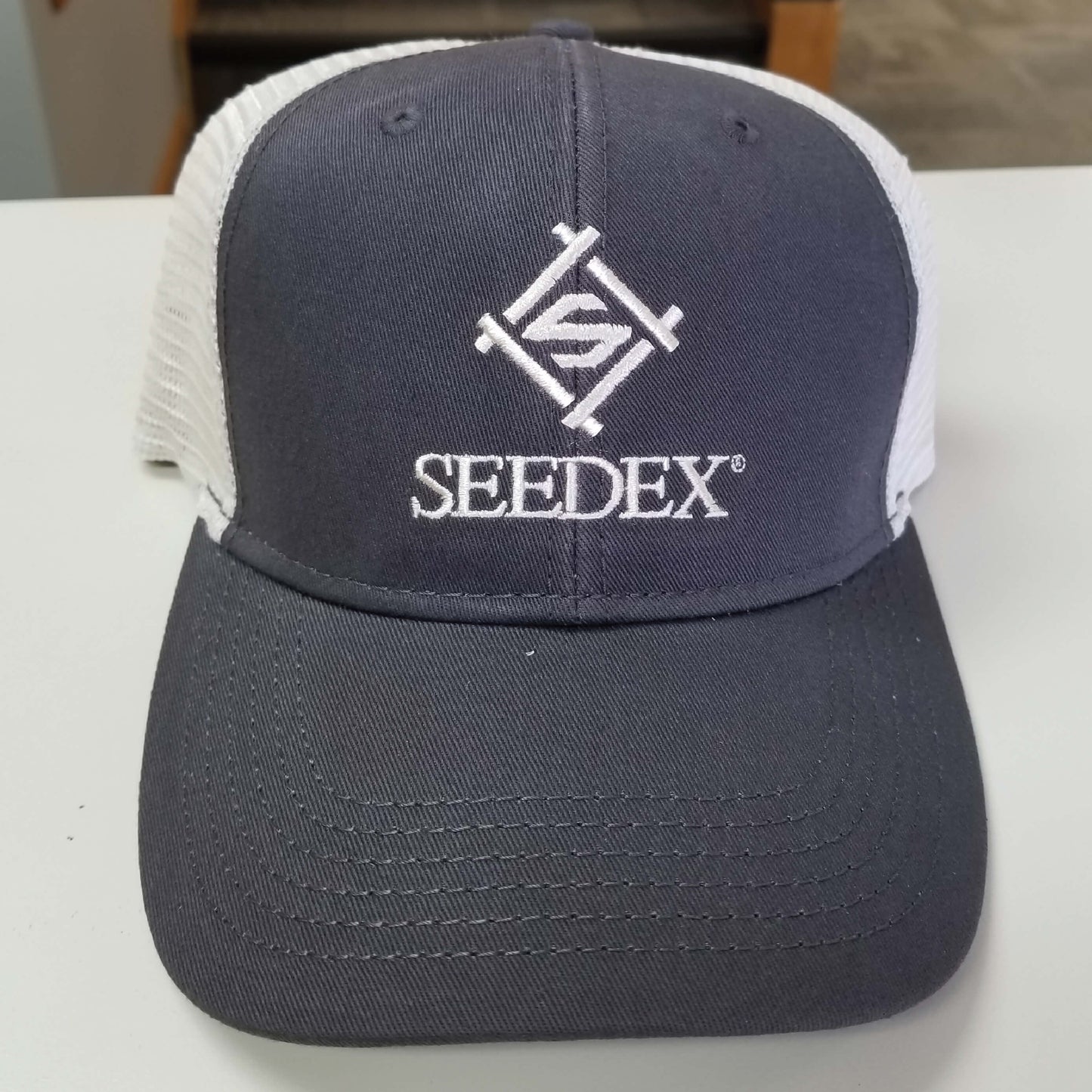 SDX417. Classic Mesh Cap